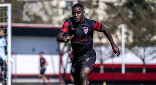 Campbell e + 1: Atlético encaminha saída de gringos do elenco