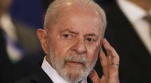 Lula apresenta melhora e deixa cuidados intensivos, diz boletim médico