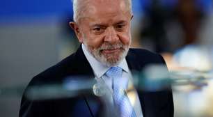 Lula diz que deportações não são problemas de Trump: 'É um acordo feito por Temer, depois com Biden'