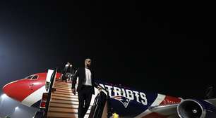 'Pequeno e sem Wi-Fi': jogadores dos Patriots detonam avião do time emprestado ao Botafogo