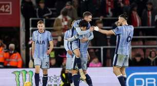 Tottenham goleia o Southampton pelo Inglês