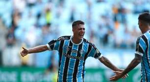 Cristaldo, Marchesín, Rodrigo Ely, Villasanti, Soteldo, Reinaldo, Pavón, Gustavo Nunes, Pepê e Dodi: os jogadores do Grêmio com maiores notas no Brasileirão