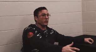 VÍDEO: Chael Sonnen consola Colby Covington após derrota brutal no UFC Tampa