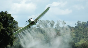 Como lobby do agro emplacou redução de impostos para uso de agrotóxico na reforma tributária