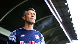 Grêmio vive expectativa de contratar o técnico Pedro Caixinha