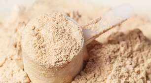 Whey protein prejudica o fígado? Nutricionista esclarece