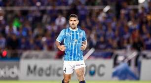 Ex-Vasco celebra temporada pelo Yokohama FC