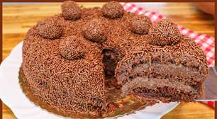 Faça um bolo de brigadeiro de Natal: pequeno, simples e tão lindo!