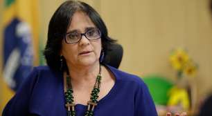 Damares acusa Freixo de uso político em patrocínio da Embratur a escola que homenageará Lula