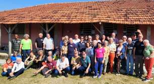 Grupo de amigos cria comunidade colaborativa para viverem juntos na velhice