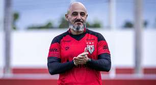 Atacante pode ganhar mais oportunidade com a camisa do Atlético sob o comando de Rafael Guanaes: "É um jogador que"