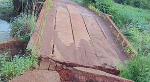 Chuva derruba ponte na GO-465, em Mineiros