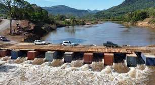 Ponte construída após enchente em Feliz é arrastada pelo Rio Caí