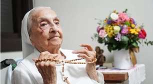 Freira brasileira de 116 anos se torna a pessoa mais velha do mundo, diz instituto