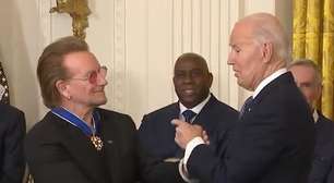 Joe Biden concede Medalha da Liberdade a Denzel Washington, Michael J. Fox e Bono