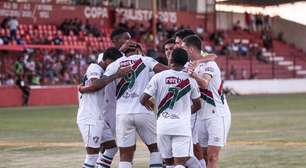 Fluminense goleia o Coimbra e garante classificação antecipada