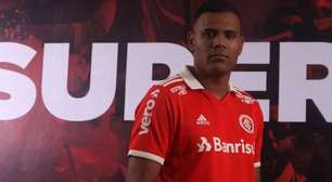 Ex-atacante do Internacional cobra dívida milionária do clube