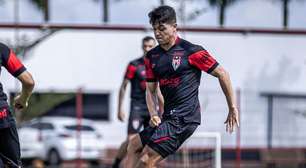 Após deixar o Atlético, volante Roni é anunciado por equipe que vai disputar a Série A do Brasileirão