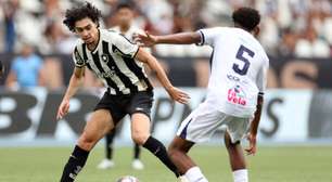 Com um a mais, Botafogo joga mal e perde para o Maricá na abertura do Carioca