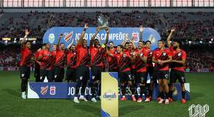 Athletico vence a "Taça dos Campeões"