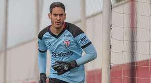 Goleiro Ronaldo nega pedido para sair do Atlético e Adson Batista responde: "Falaram comigo"