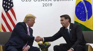 Impedido de deixar o Brasil, Bolsonaro parabeniza Trump por posse presidencial nos EUA