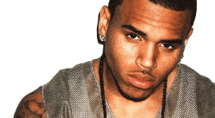 Chris Brown processa Warner Bros. em US$ 500 milhões