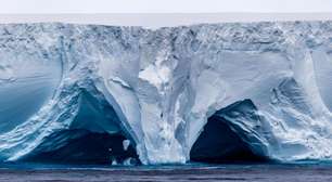 O iceberg gigante em rota de colisão com ilha e que ameaça centenas de pinguins e focas