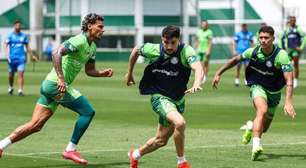 Emiliano Martínez treina no Palmeiras para jogo contra Bragantino