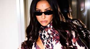 Sabrina Sato aposta em look ousadíssimo com recortes e impressiona fãs: 'Saí assim'