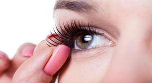 Oftalmologista ensina a usar cílios postiços sem colocar olhos em risco