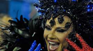 Show de Vivi, 'ratos' e homenagem para Cazuza marcam 1ª noite de desfiles em São Paulo