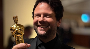 Selton Mello aparece segurando estatueta do Oscar: 'É histórico'