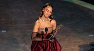 Zoe Saldaña, de 'Emília Pérez', deixa fãs confusos ao mencionar avó 'Argentina' no Oscar 2025; entenda