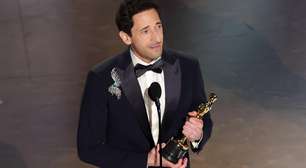 Adrien Brody se recusa a sair do palco após levar prêmio e fazer discurso longo no Oscar