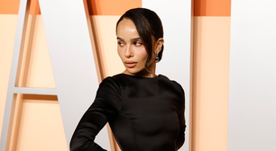 Zoë Kravitz deixa bumbum à mostra na after party do Oscar; veja fotos