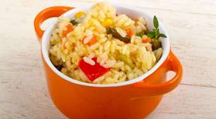 Arroz de forno vegetariano: aprenda a fazer o prato colorido e cremoso