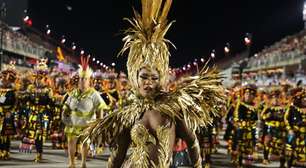 'Viradouro me pediu...': Erika Januza surpreende ao revelar saída do posto de Rainha de Bateria no Carnaval após 4 anos