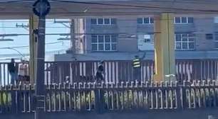 Briga entre torcedores da dupla Gre-Nal em estação de trem gera seis prisões