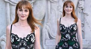 Leighton Meester, a Blair de 'Gossip Girl', surge com novo visual durante a Semana de Moda de Paris