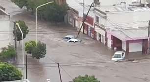 Quantidade de chuva prevista para um ano caidicas para ganhar na aposta esportivaum único dia e deixa mortos na Argentina