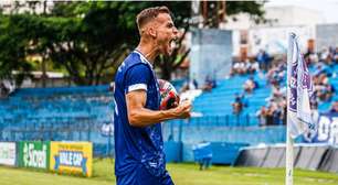 Mateus Peloggia, meio campo do Taubaté, se diz pronto e confiante para mata-mata no Paulistão A2
