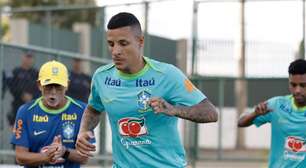 Seleção Brasileira: Guilherme Arana vira 'dor de cabeça' para Dorival Júnior; entenda o motivo