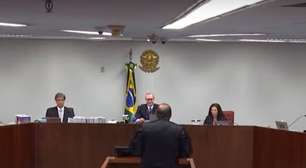 STF proíbe vaias, cartazes e palmas em julgamento sobre denúncia contra Bolsonaro