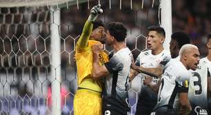 Hugo Souza amplia recorde de pênaltis defendidos pelo Corinthians em título do Paulistão; relembre