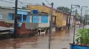 Em um dia, choveu o esperado para um mês e meio em Petrópolis; em Angra, centenas continuam desalojadas