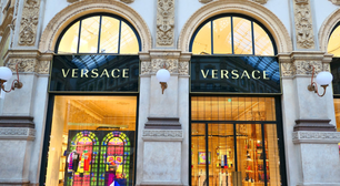 Prada anuncia a compra da Versace por cerca de US$ 1,4 bilhão