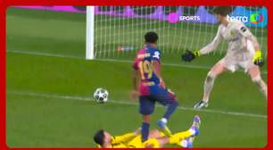 Assista ao gol e às assistências de Raphinha em goleada do Barcelona na Champions