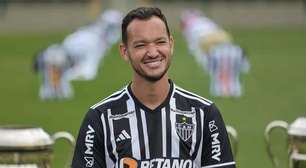 Ídolo do Atlético-MG, Réver assume comando do Goiás em clássico contra o Vila Nova