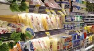 Inflação faz brasileiros mais pobres reduzirem em 67% compra de alimentos, diz Datafolha